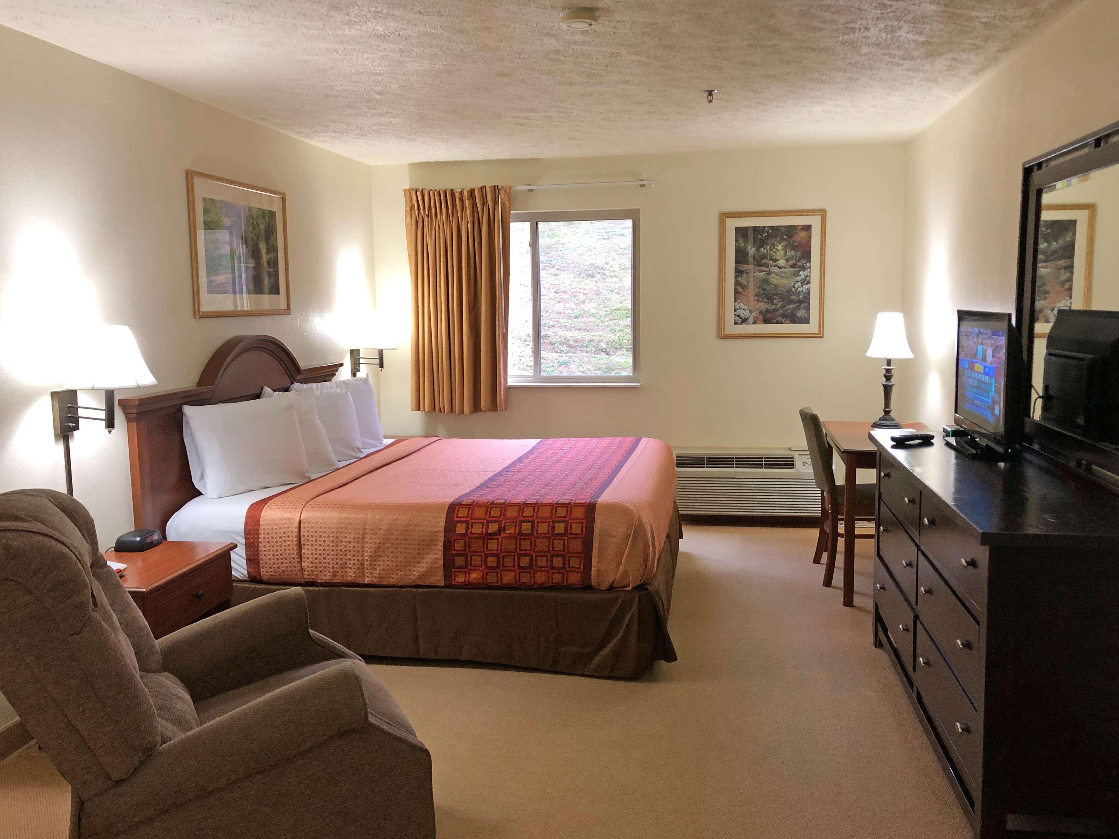 Americas Best Value Inn&Suites Independence VA Exterior foto