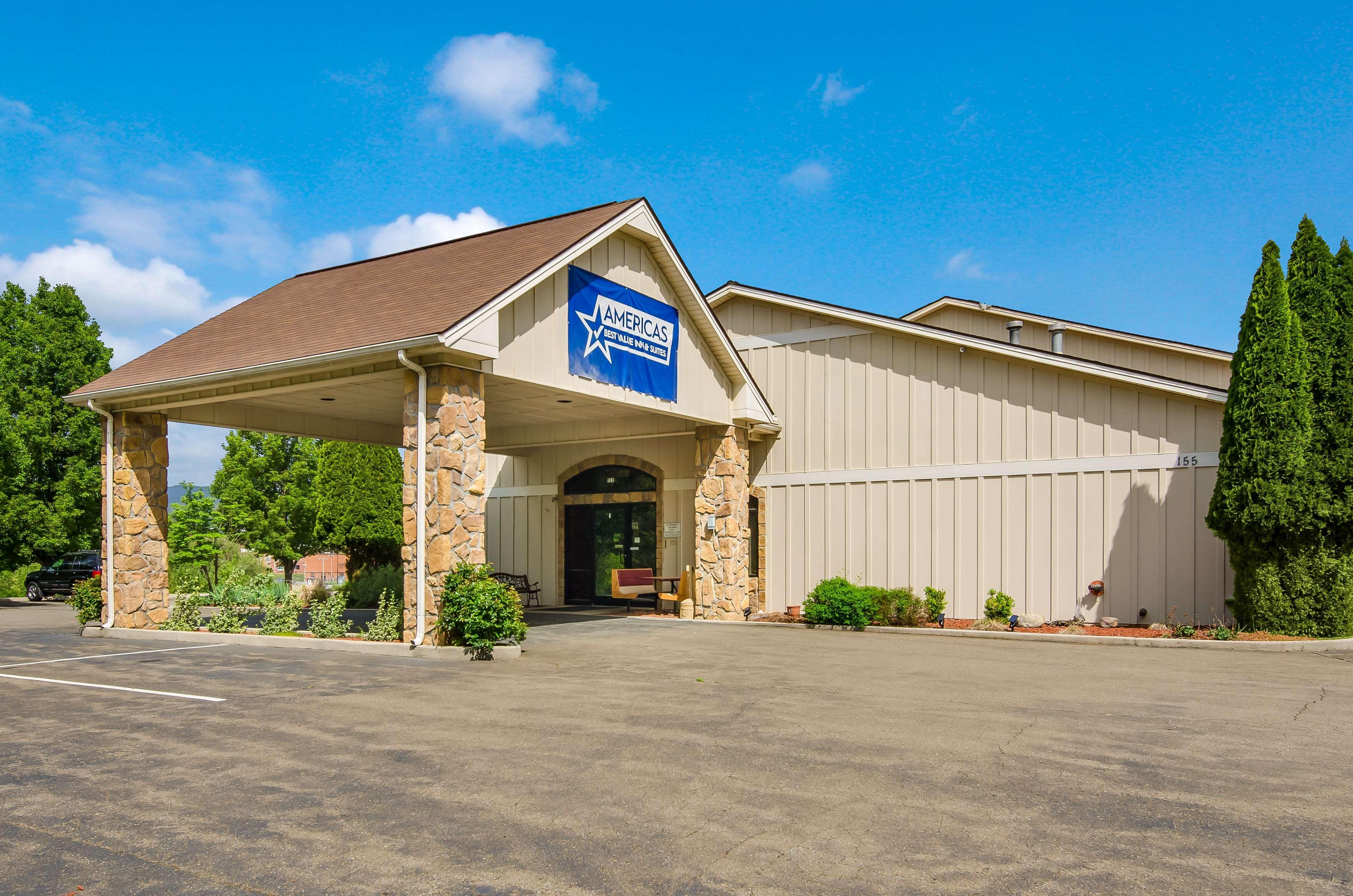 Americas Best Value Inn&Suites Independence VA Exterior foto