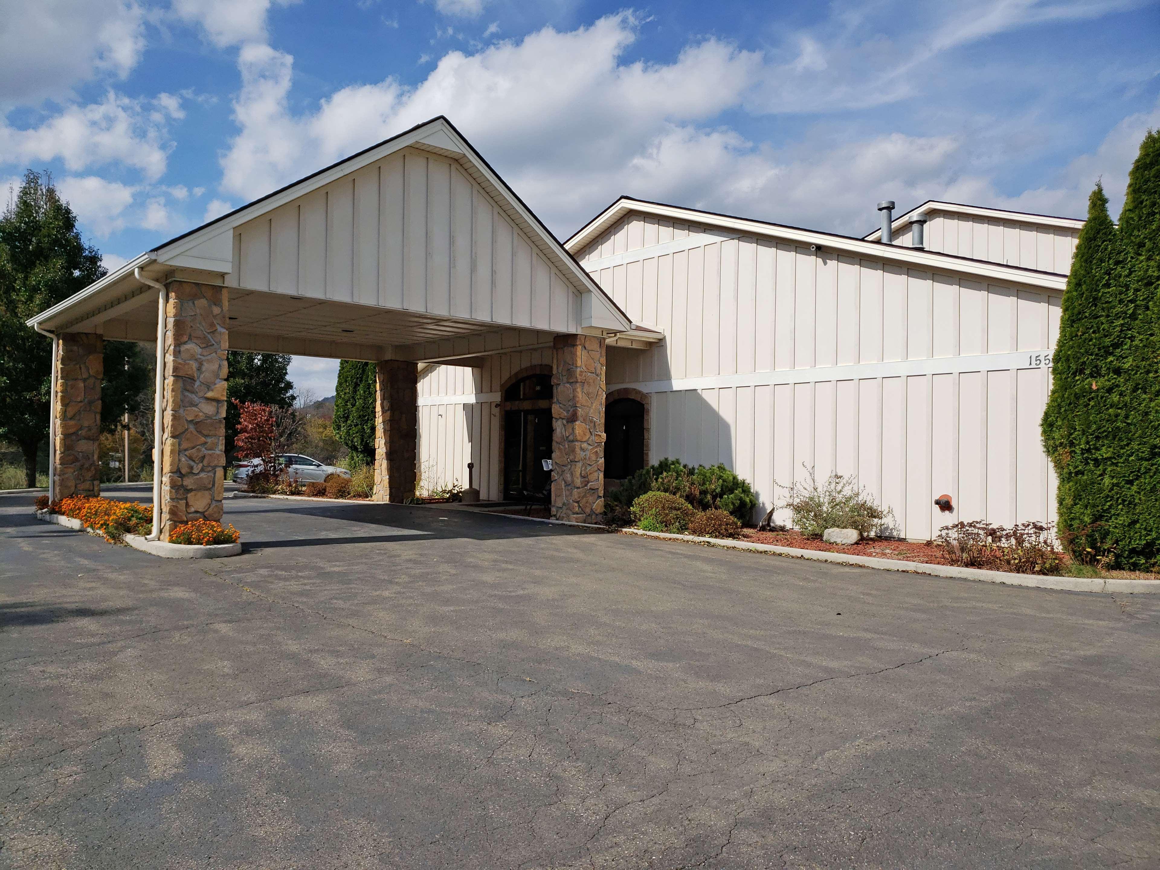 Americas Best Value Inn&Suites Independence VA Exterior foto